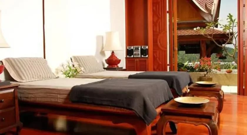 Luxury Villa Surin Beach - photo 2
