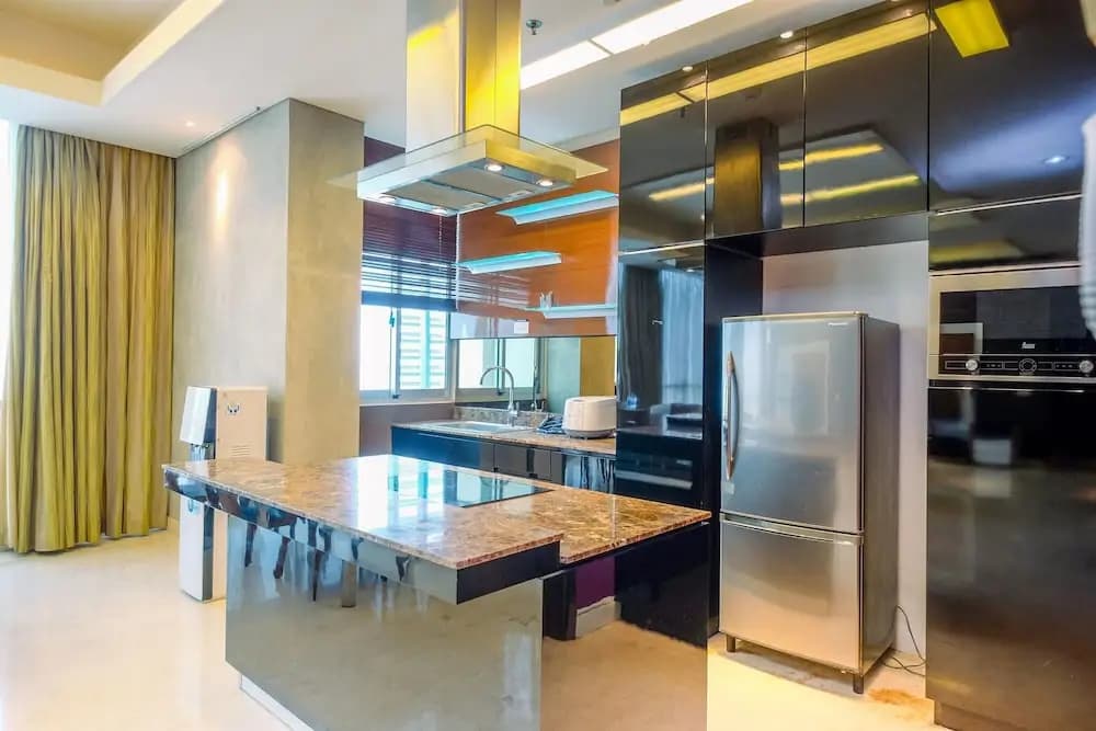 Homey Penthouse 3Br With Extra Room Kemang Village Apartment - photo 19