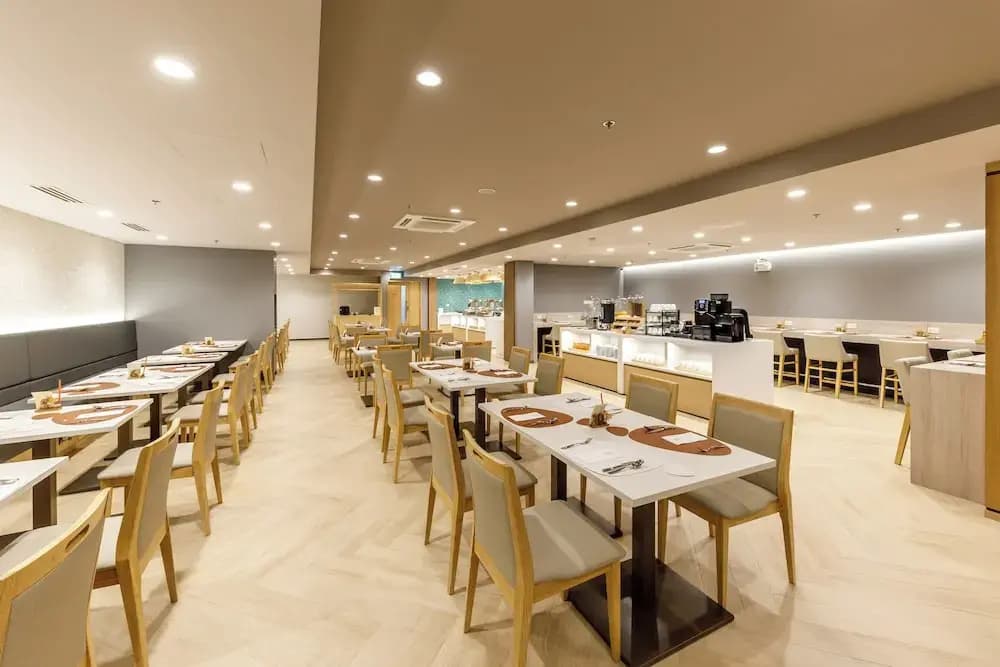 Nishitetsu Hotel Croom Bangkok Silom - photo 20