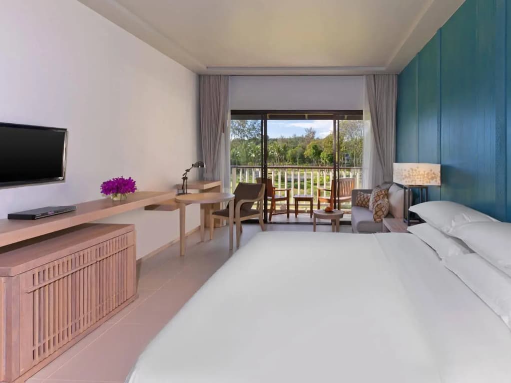Dusit Thani Krabi Beach Resort Hotel - photo 8