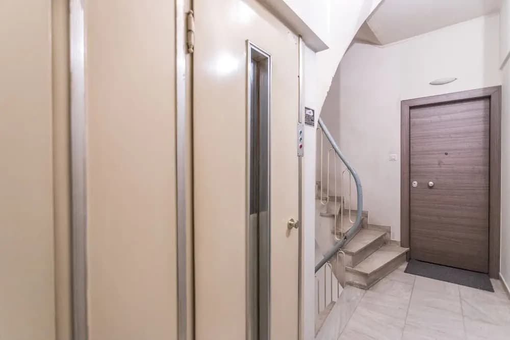 QuietFlat 4th Flr HiEnd 1bdr - photo 9