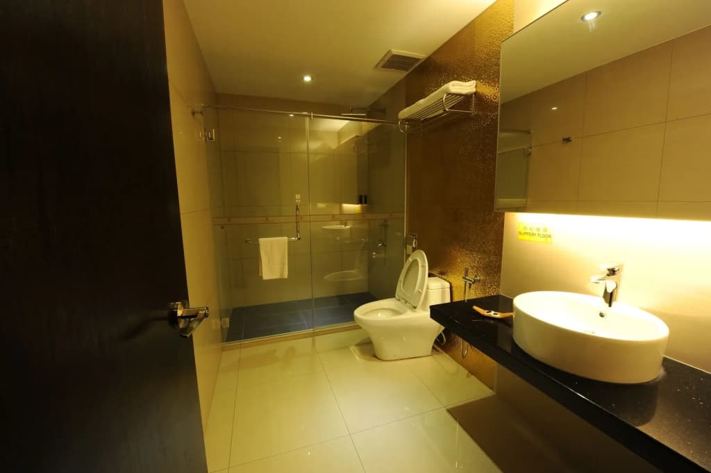 The Imperial Hotel - photo 15