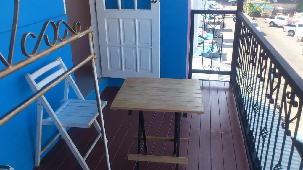 B Trio Guesthouse - photo 14