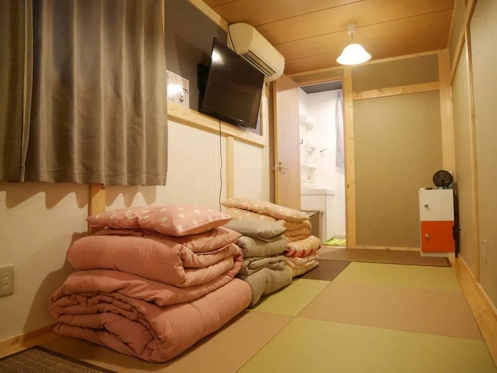 G'inns guest house - Hostel - photo 6