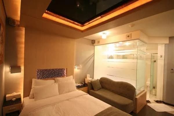 IMI Hotel - main photo