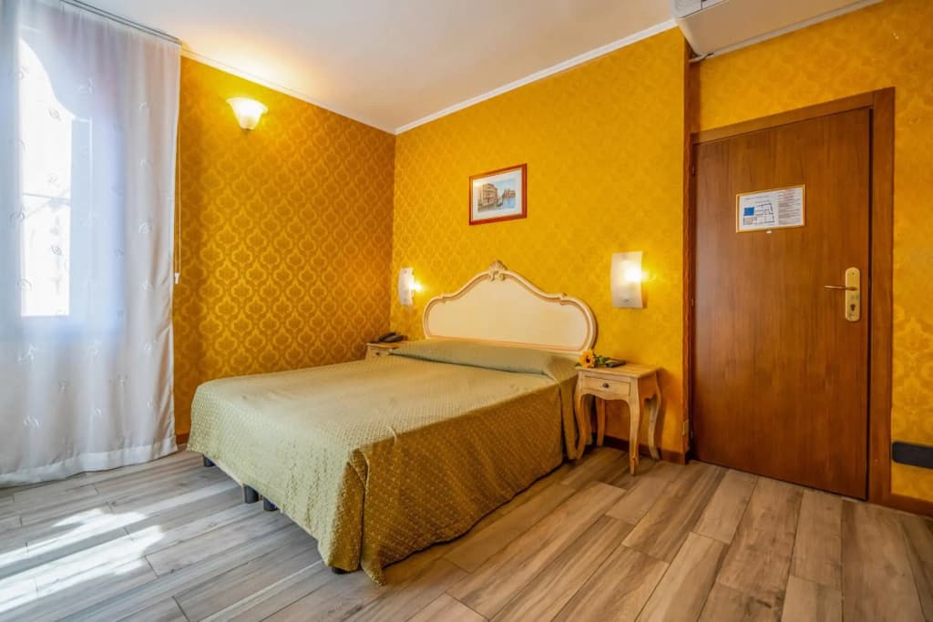 Hotel Tintoretto - photo 7