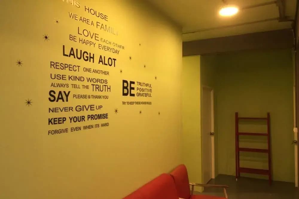 Samsen 8 Hostel - photo 11