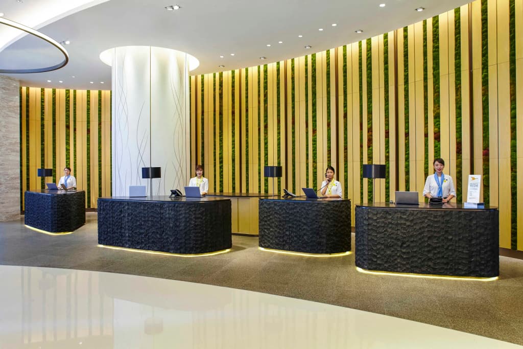 Novotel Century Hong Kong - photo 2