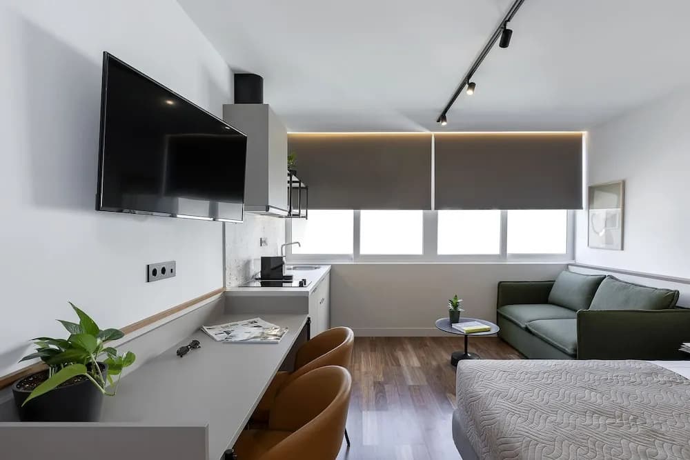 The Athenians Art Apartments - photo 24
