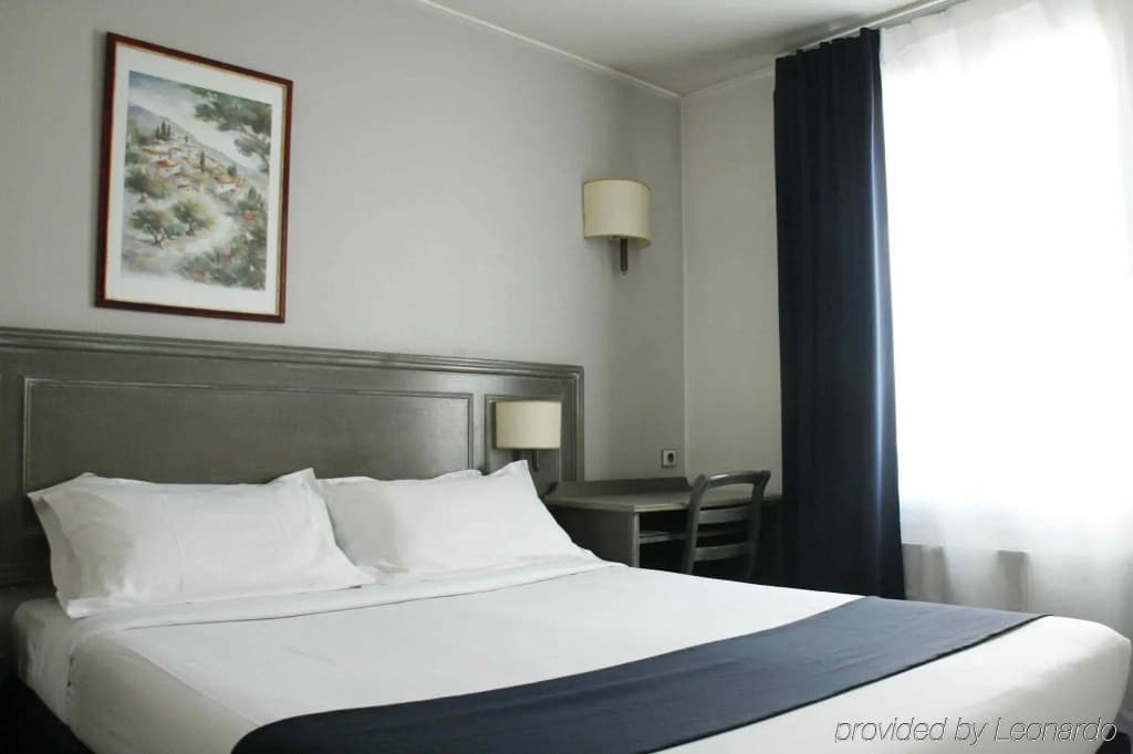 Hôtel du Château d'Eau - Touriste - photo 3