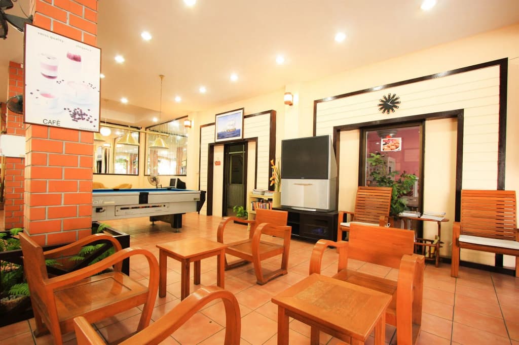 Chaba Chalet Hotel - photo 2