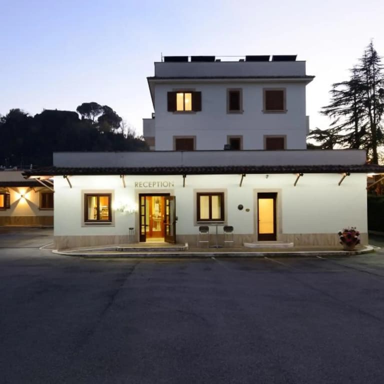 Hotel Castle - photo 1