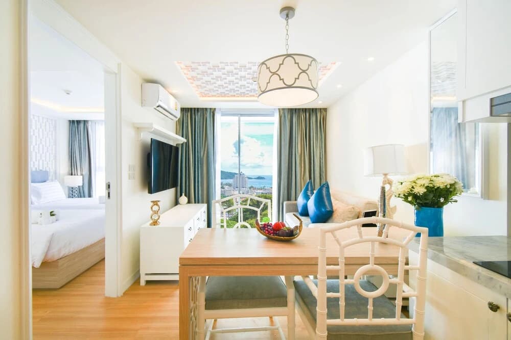 The Aristo Seaview Patong - photo 4
