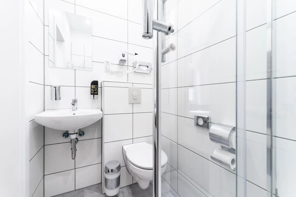 Upper Room Hotel Kurfurstendamm - photo 9