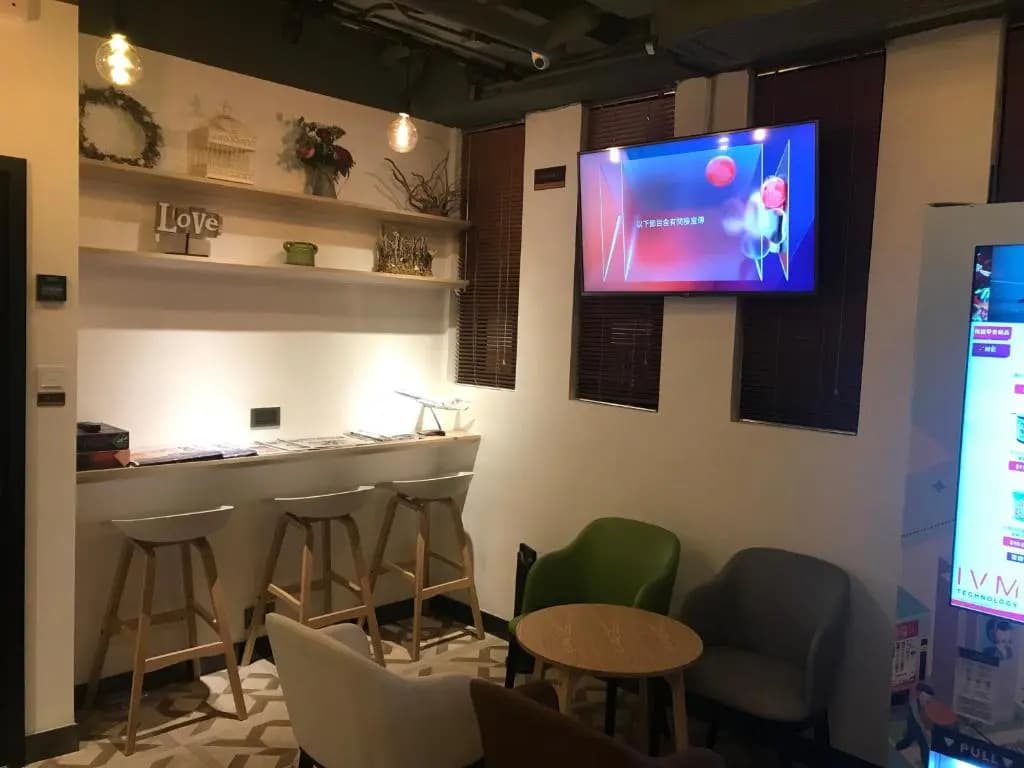 Harbour Bay Hotel - photo 18