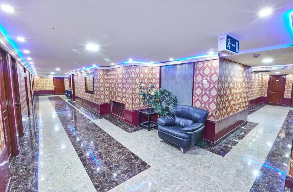 West Hotel - photo 11