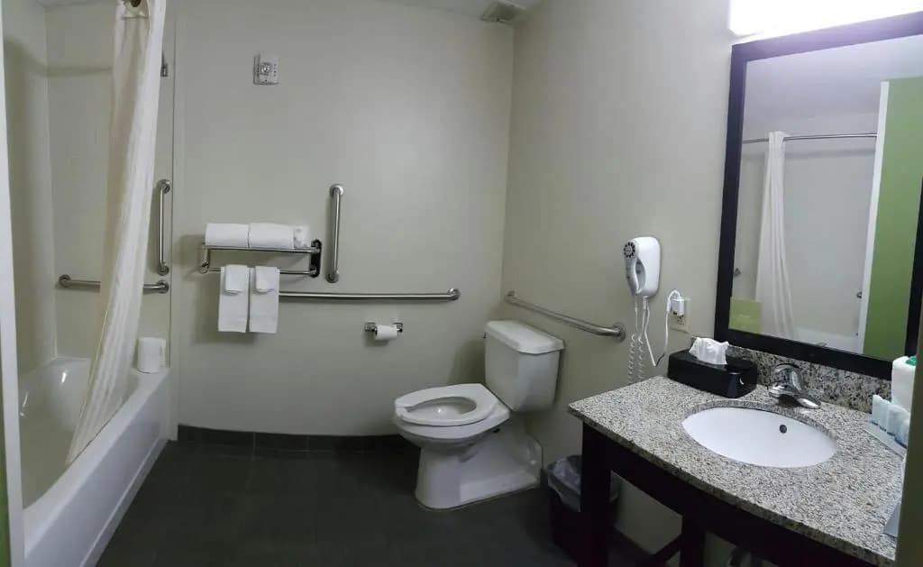 Cresthaven Inn JFK - photo 7
