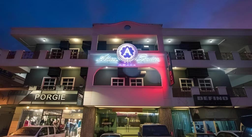 Aston Boutec Hotel Lintas Plaza - photo 1