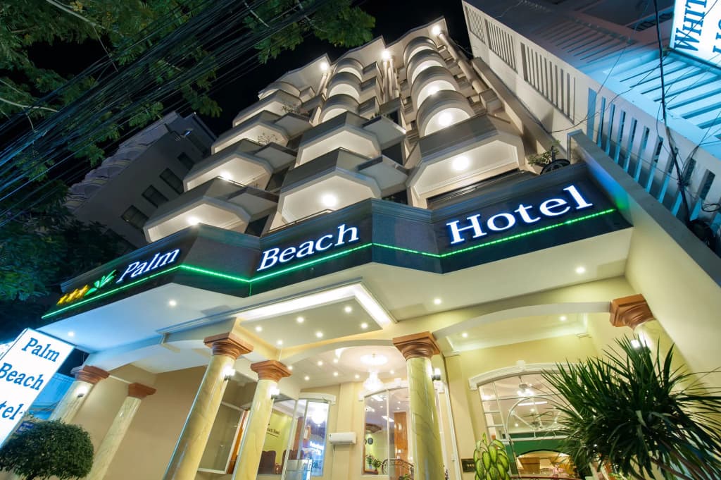 Palm Beach Hotel - main photo