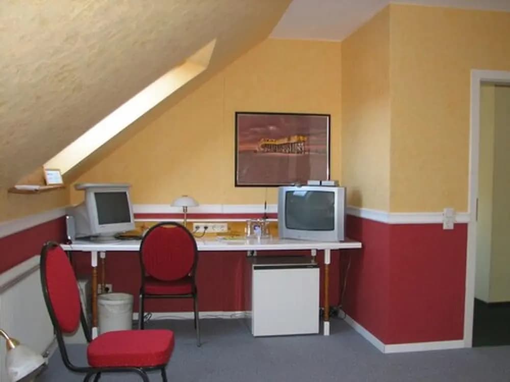 Hotel Lydia - photo 23