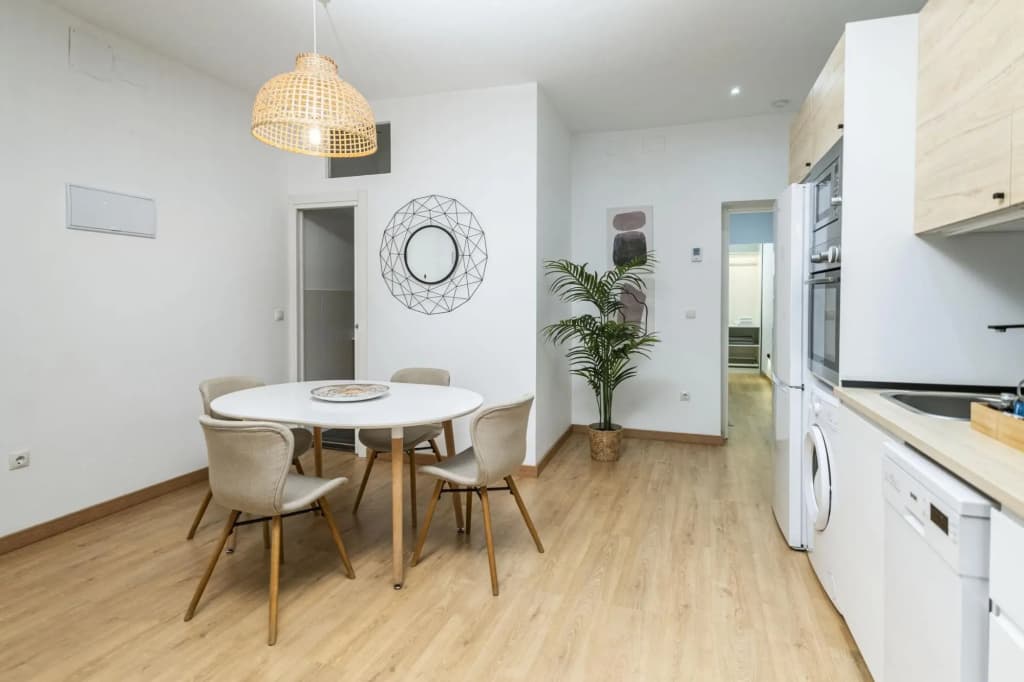 Luxurious 2BR/2BA in Chueca - photo 12
