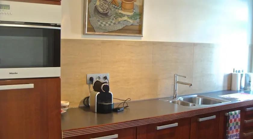 Brem's Apartments - photo 9