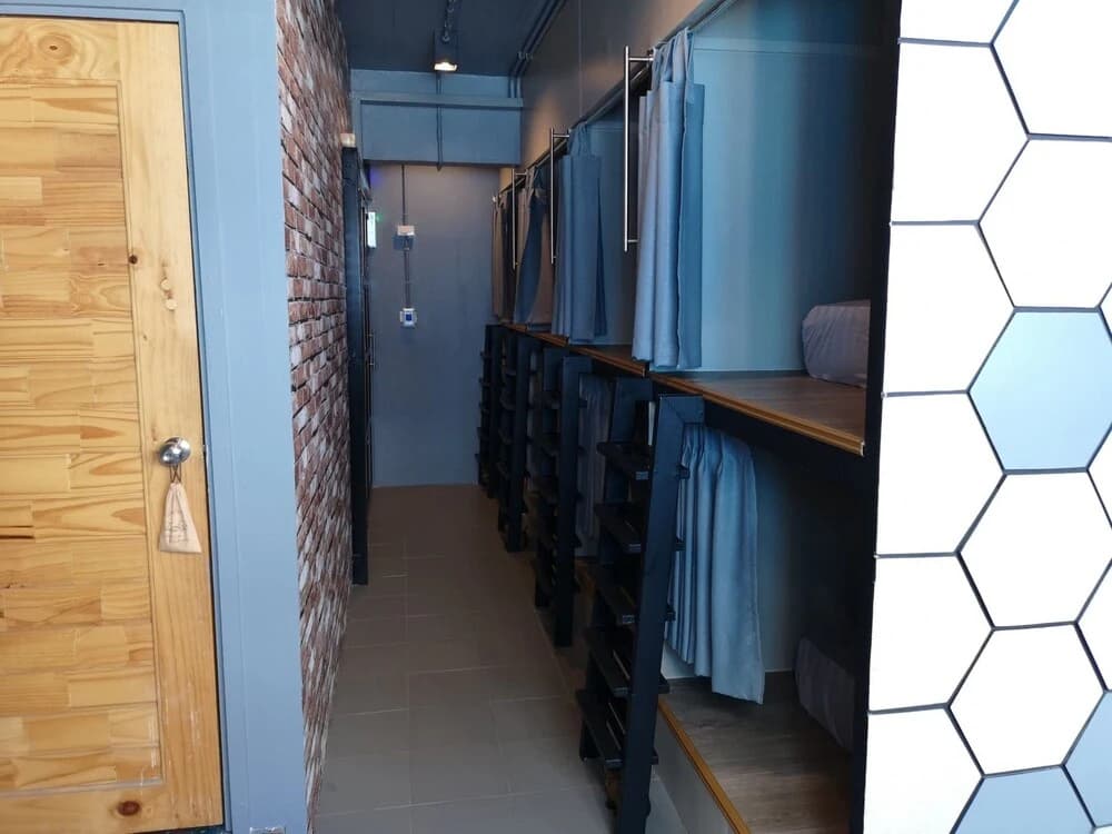 Connect Hostel Patong - photo 10