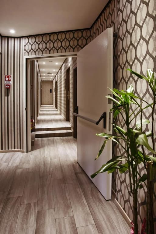 Igiban Hotel - photo 11
