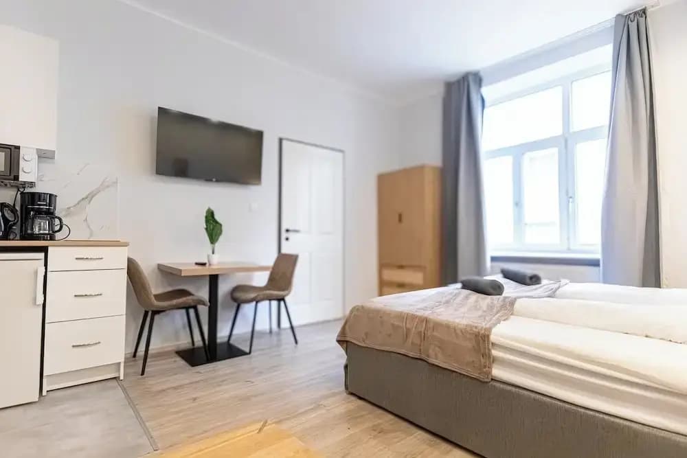 Vienna Apts & Rooms in Prime Location - photo 9