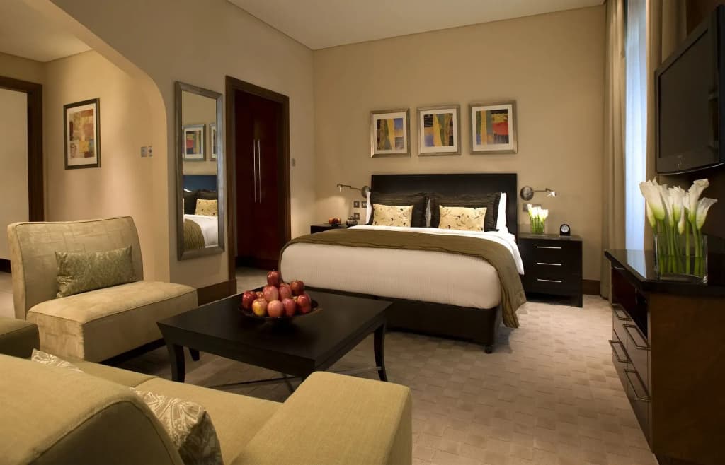 Shangri-La Hotel Apartments Qaryat Al Beri - photo 35