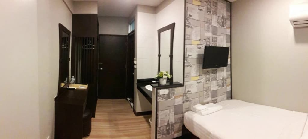 YWCA Hotel Bangkok - photo 8