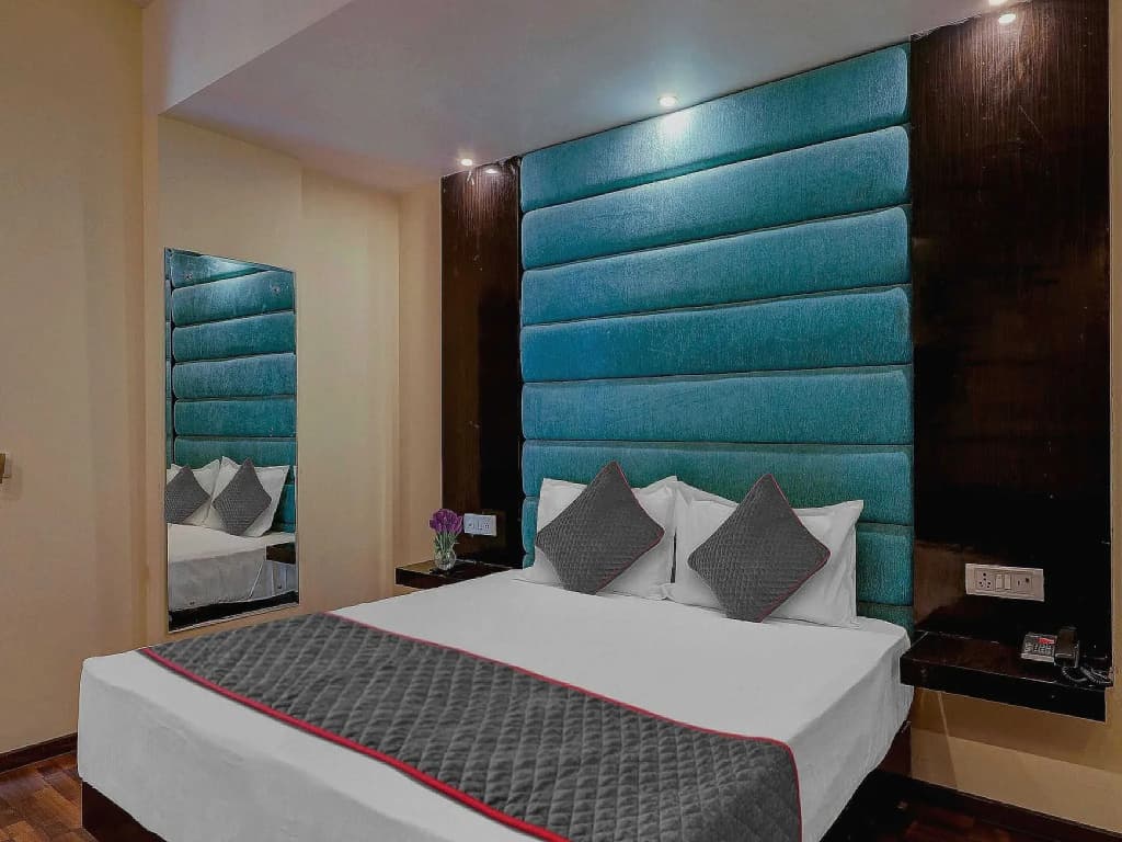 Hotel O Golden King - photo 12