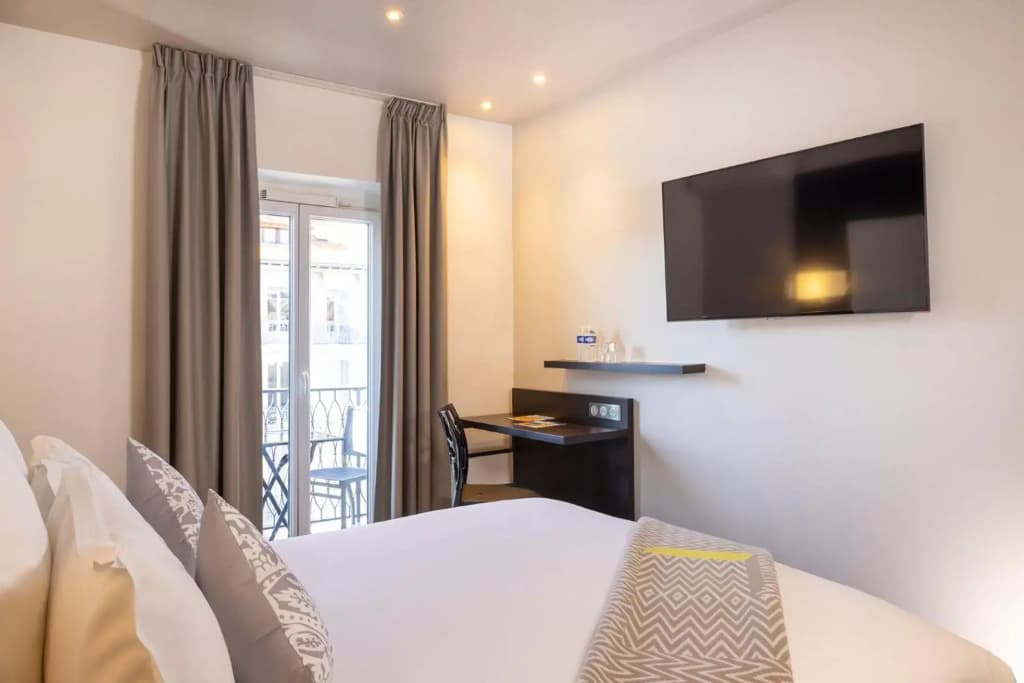 Hotel 64 Nice - photo 4