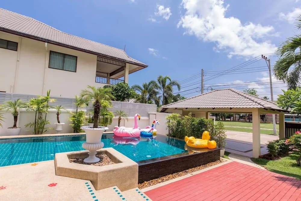 The Farah House - photo 11