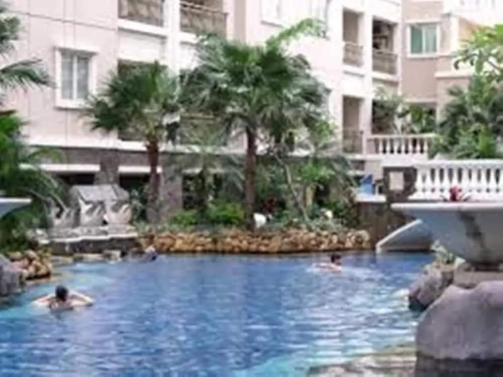 Sudirman Park Apartment by Merry - photo 15