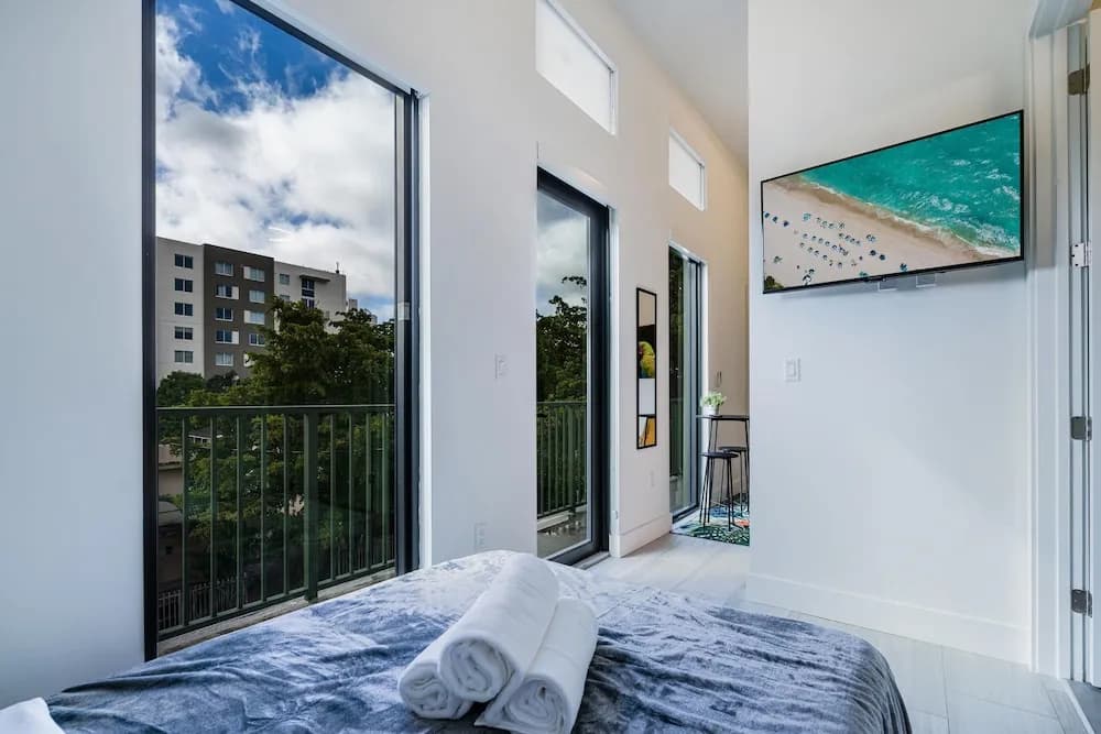 Olive Apartments - photo 2