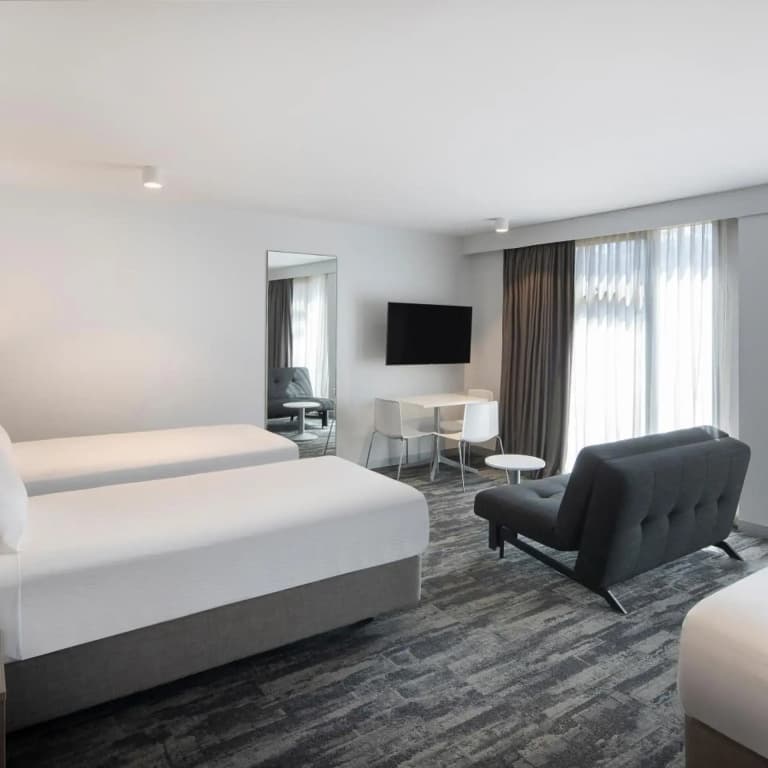 Mercure Sydney Blacktown - photo 41