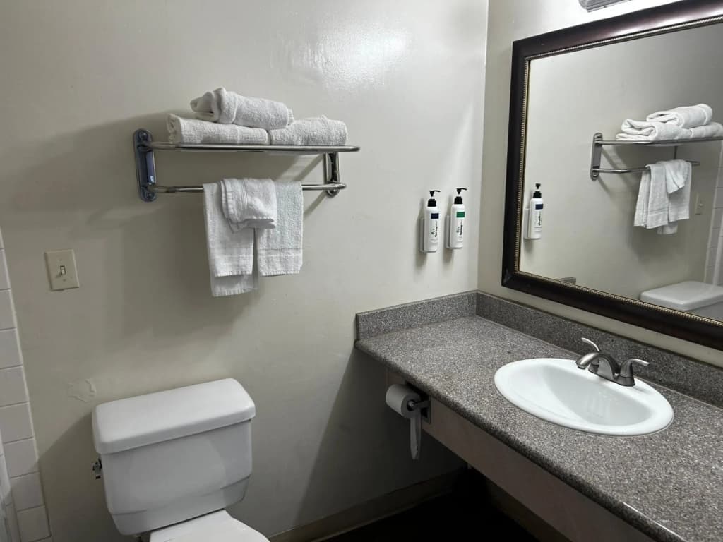 Valley Inn - photo 7