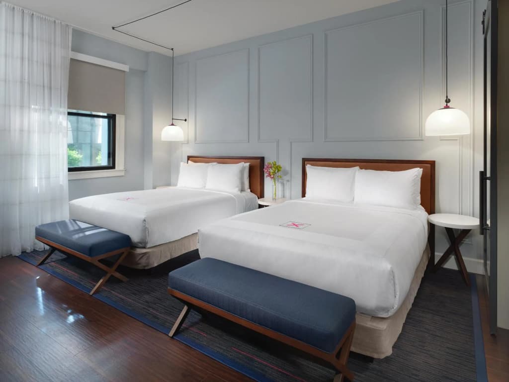Axiom Hotel - photo 10