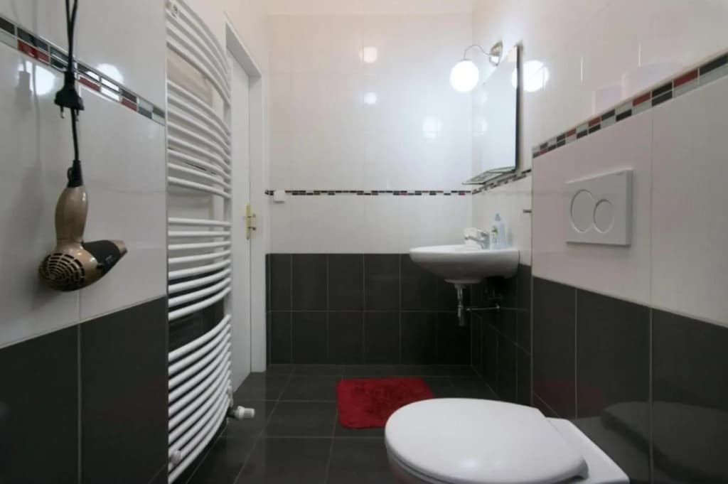 Central Prague Wenceslas Square Apartments - photo 9