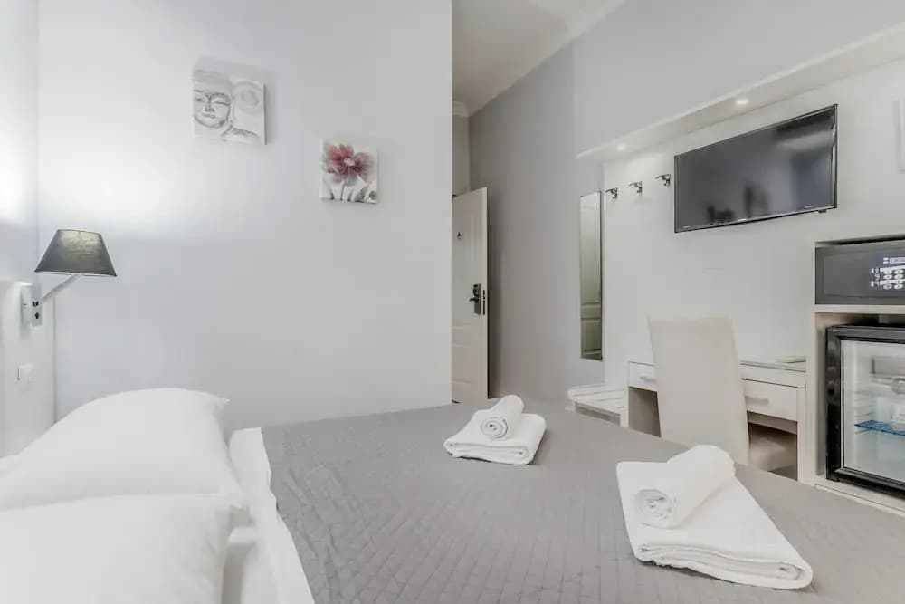 vatican sweet guest house - photo 17
