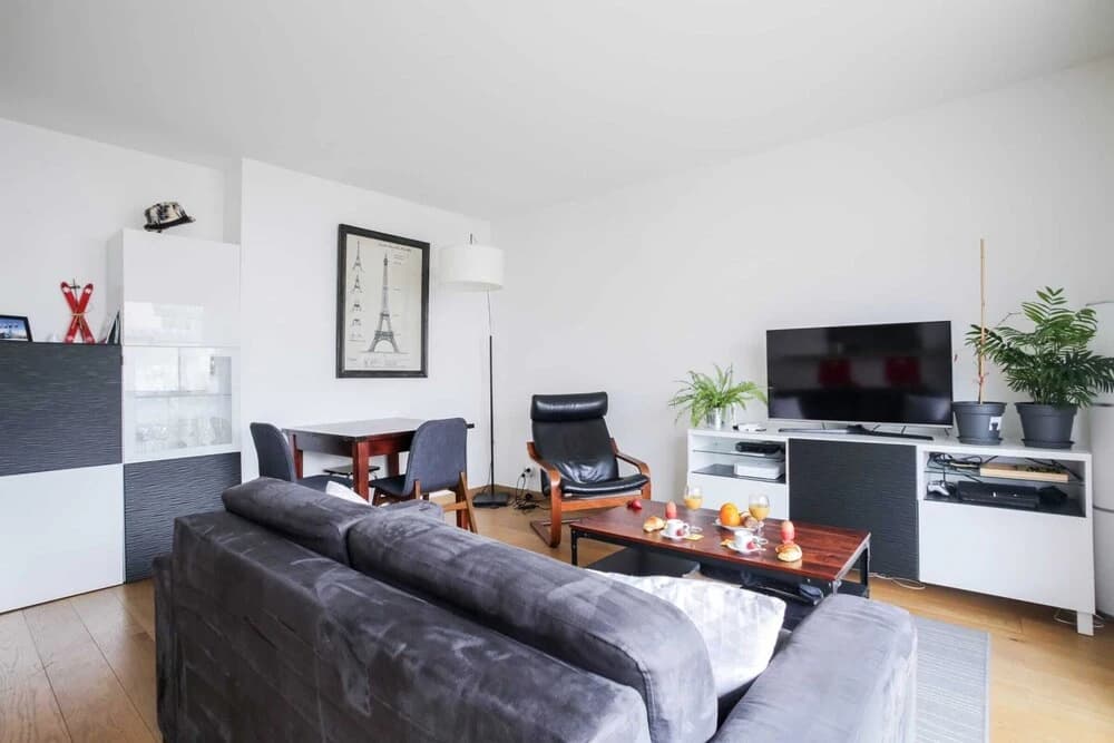 Homely Oberkampf Apartment for 4 Guests - photo 4