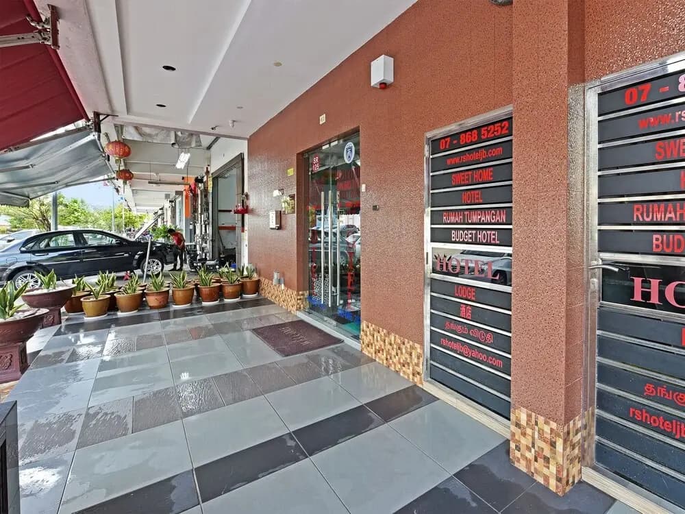Super OYO Capital O 90687 Rs Hotel - photo 15