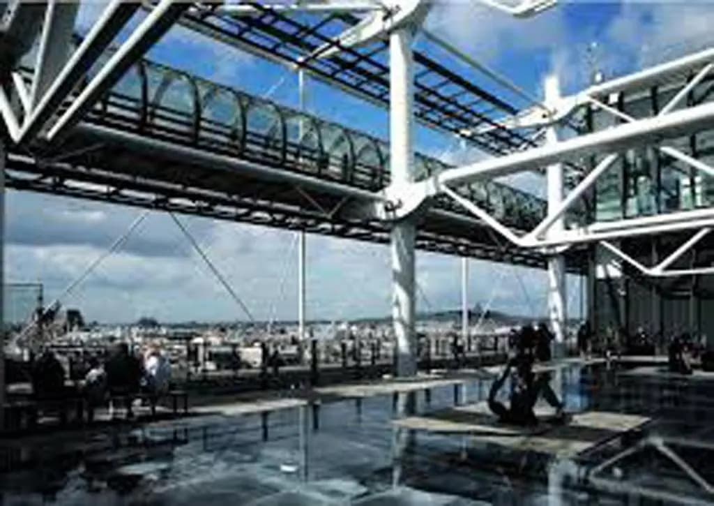 Paris Interiors Rentals - Le Marais Pompidou Center - photo 9