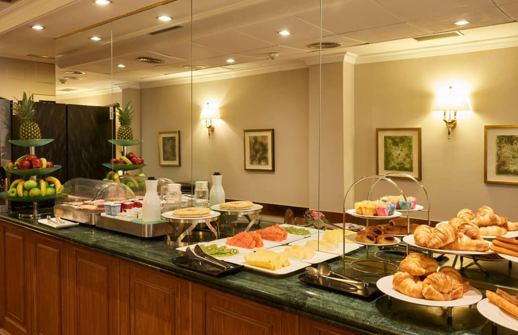 Barrio de Salamanca Suites - photo 11