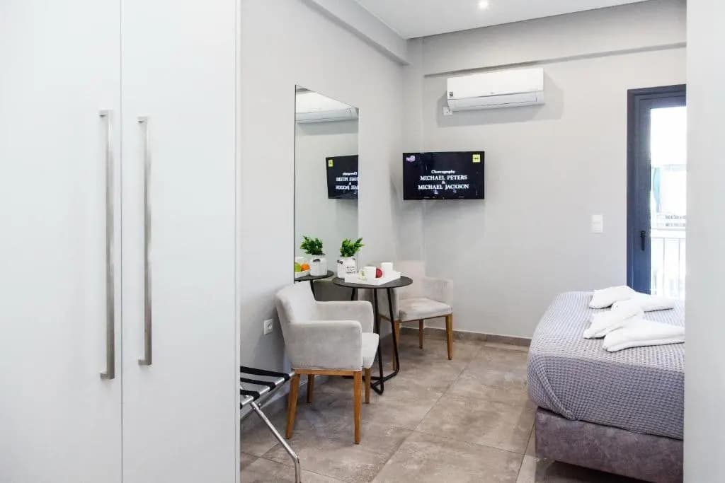 A Spacious Brand New Studio Ideal for 2 A - photo 5