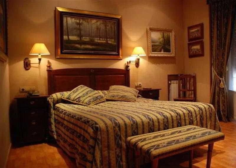 Gran Duque Hostal - photo 3