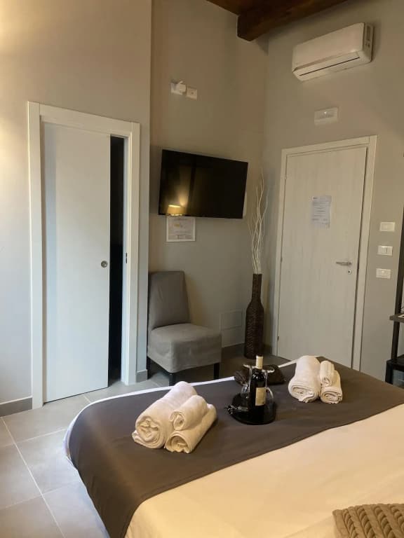 Soha Piazza di Spagna Boutique - photo 19