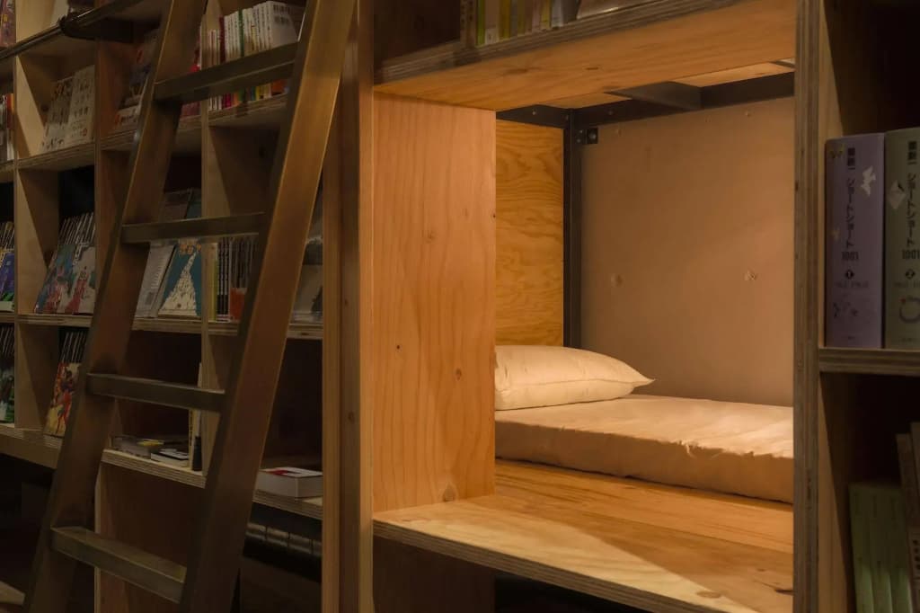 Book And Bed Tokyo Ikebukuro - photo 1