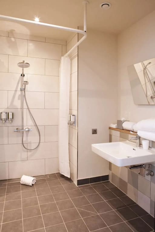 Hampton by Hilton Vienna Messe - photo 36